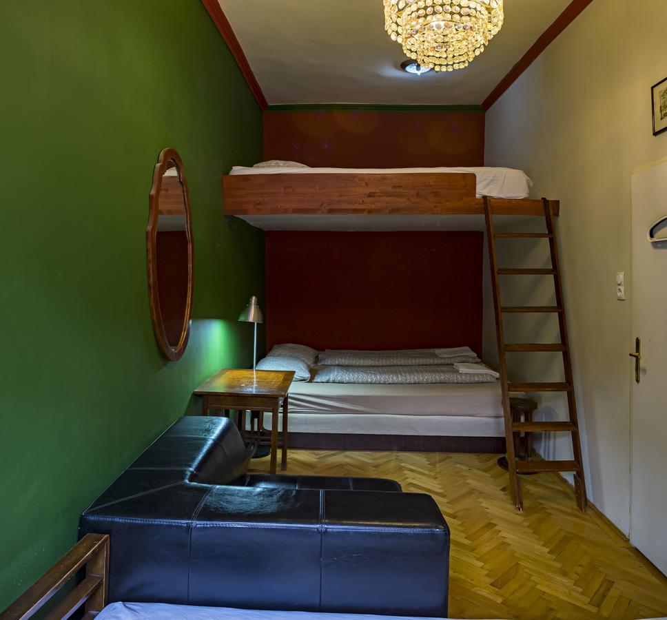 Santico Art Hotel And Hostel บูดาเปสต์ ห้อง รูปภาพ