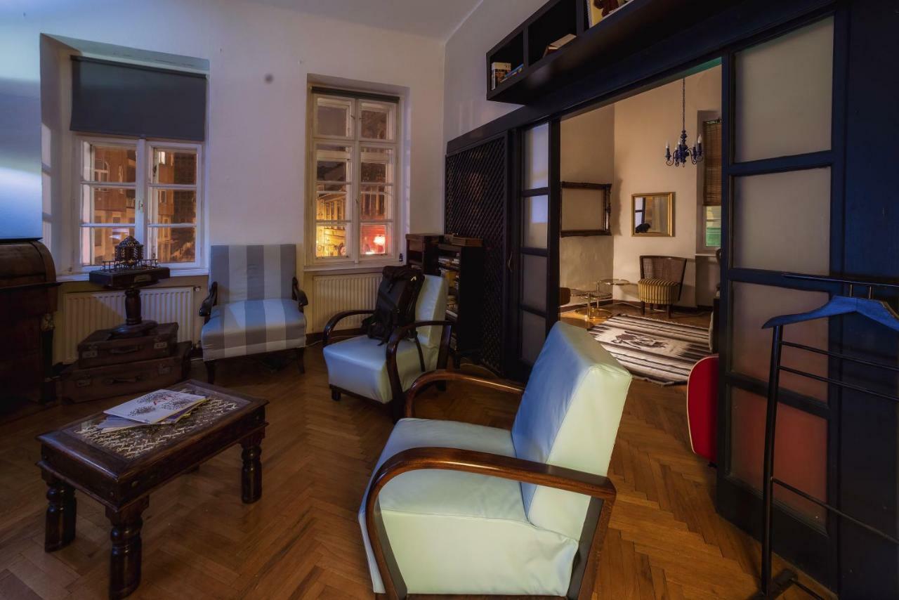 Santico Art Hotel And Hostel บูดาเปสต์ ภายนอก รูปภาพ